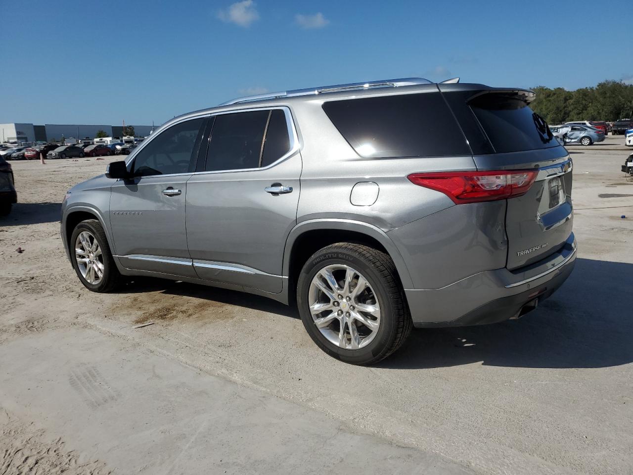 2019 Chevrolet Traverse - Image 2