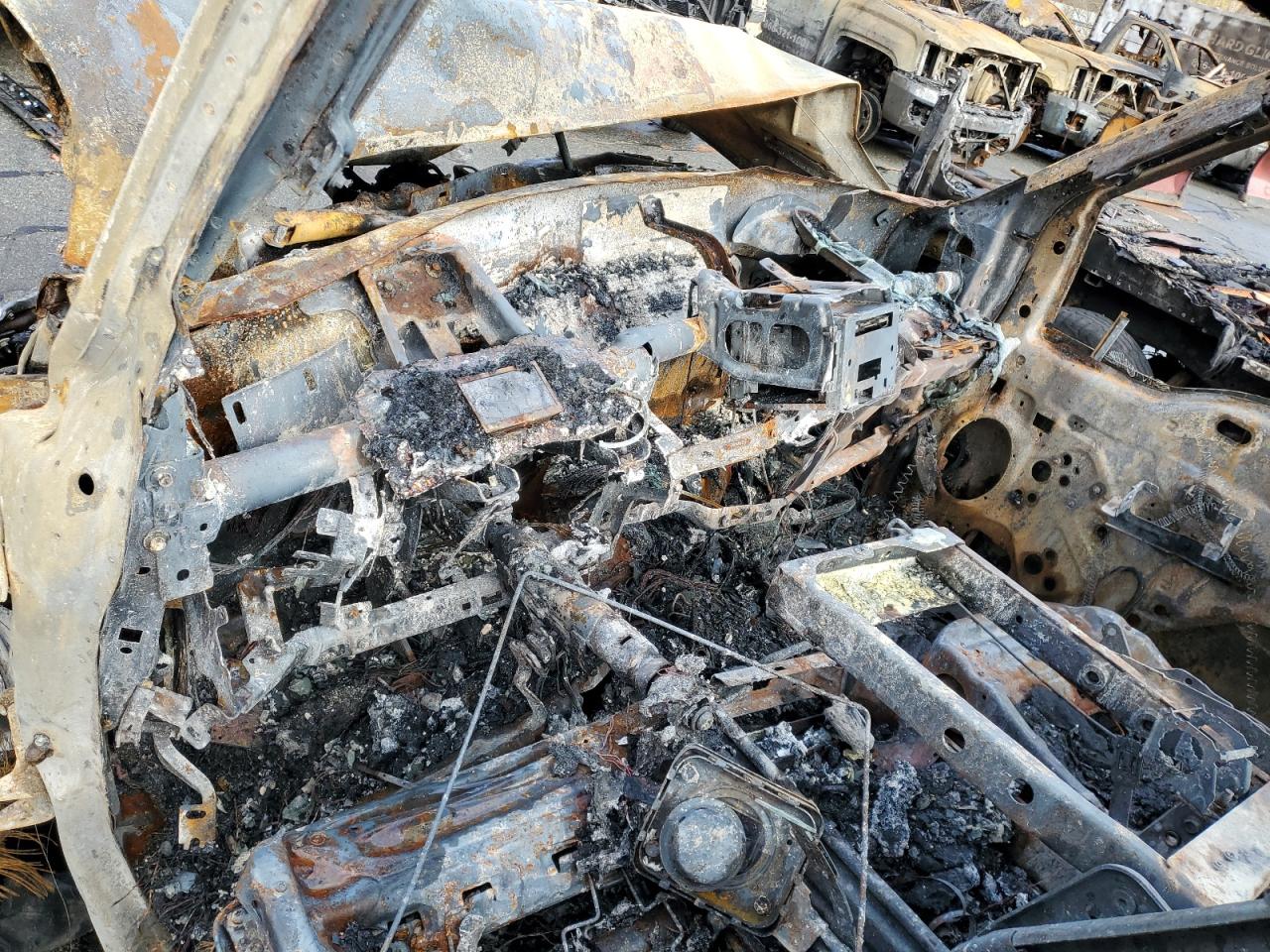2015 Ford F350 - Image 15