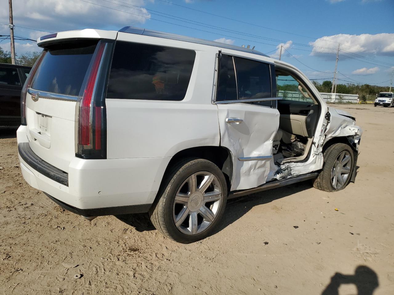 VIN 1GYS4CKJ1LR156921 2020 CADILLAC ESCALADE no.3