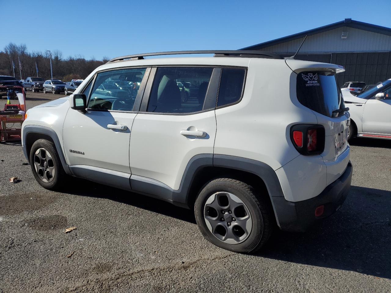 VIN ZACCJABH0FPB89027 2015 JEEP RENEGADE no.2