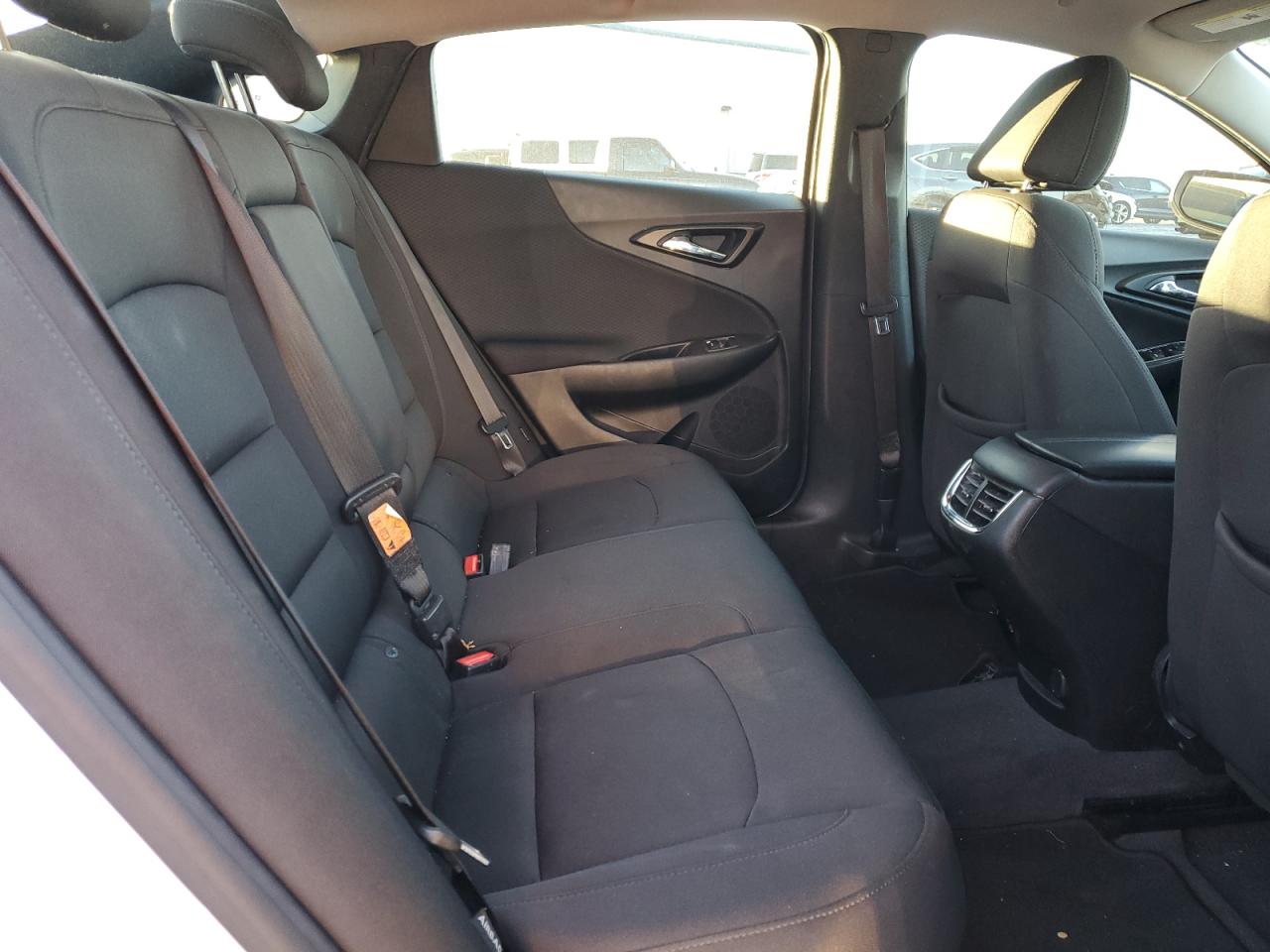 2019 Chevrolet Malibu - Image 10