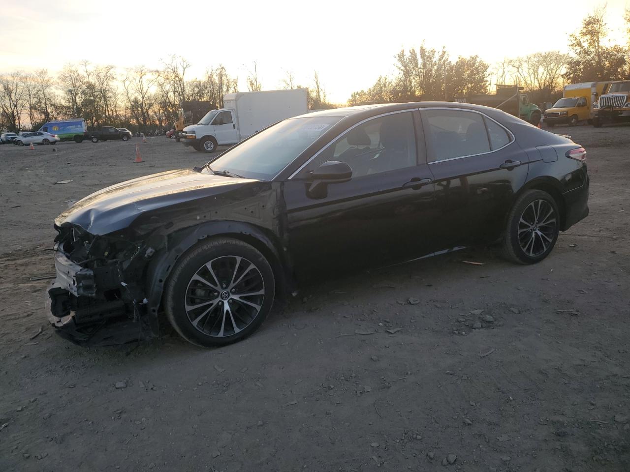 4T1B11HK2KU275149 2019 TOYOTA CAMRY - Image 1