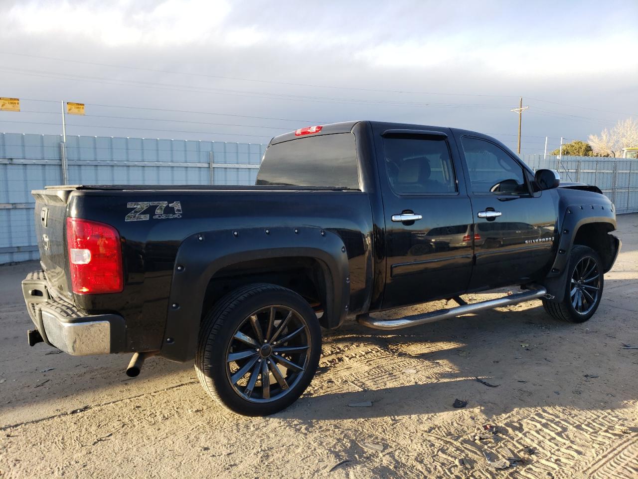2008 Chevrolet Silverado - Image 3