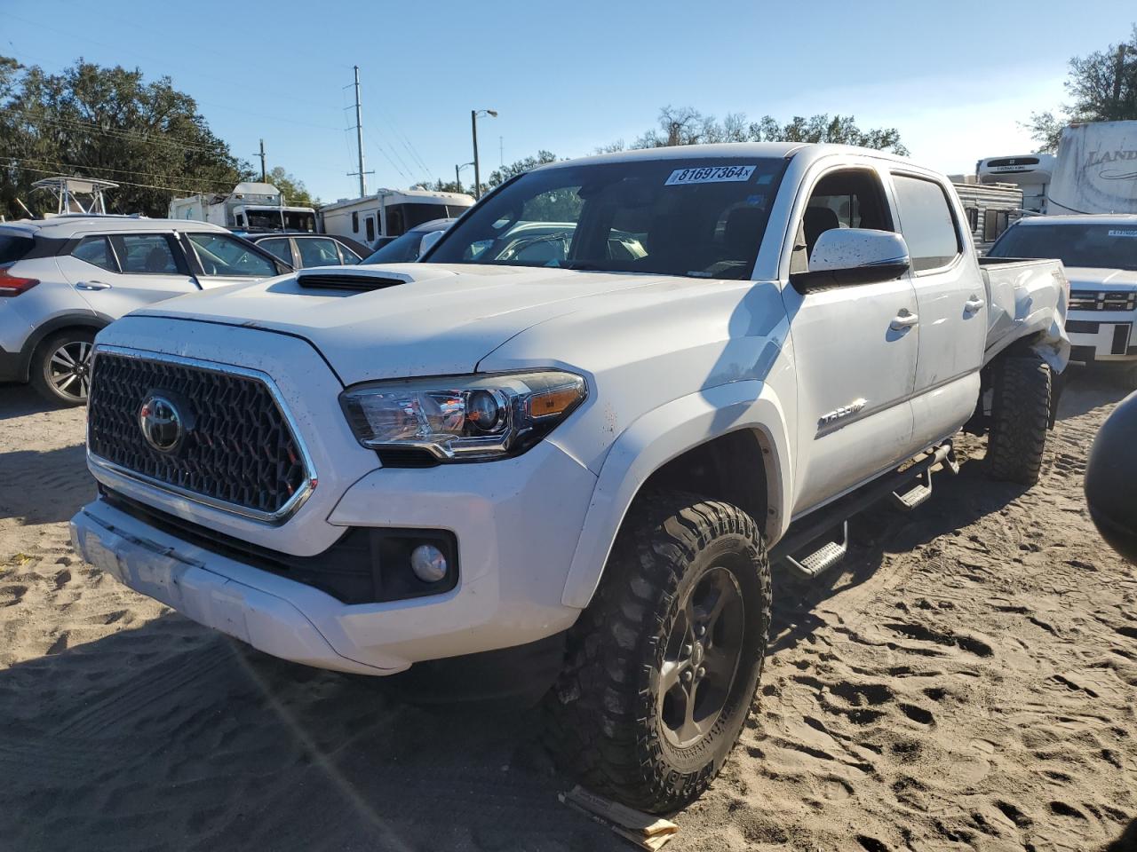 VIN 3TMBZ5DN9JM014091 2018 TOYOTA TACOMA no.1