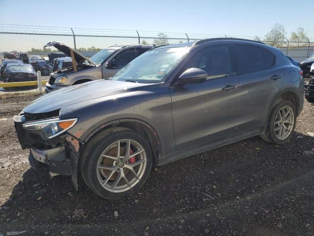 2018 Alfa Romeo Stelvio Ti Sport