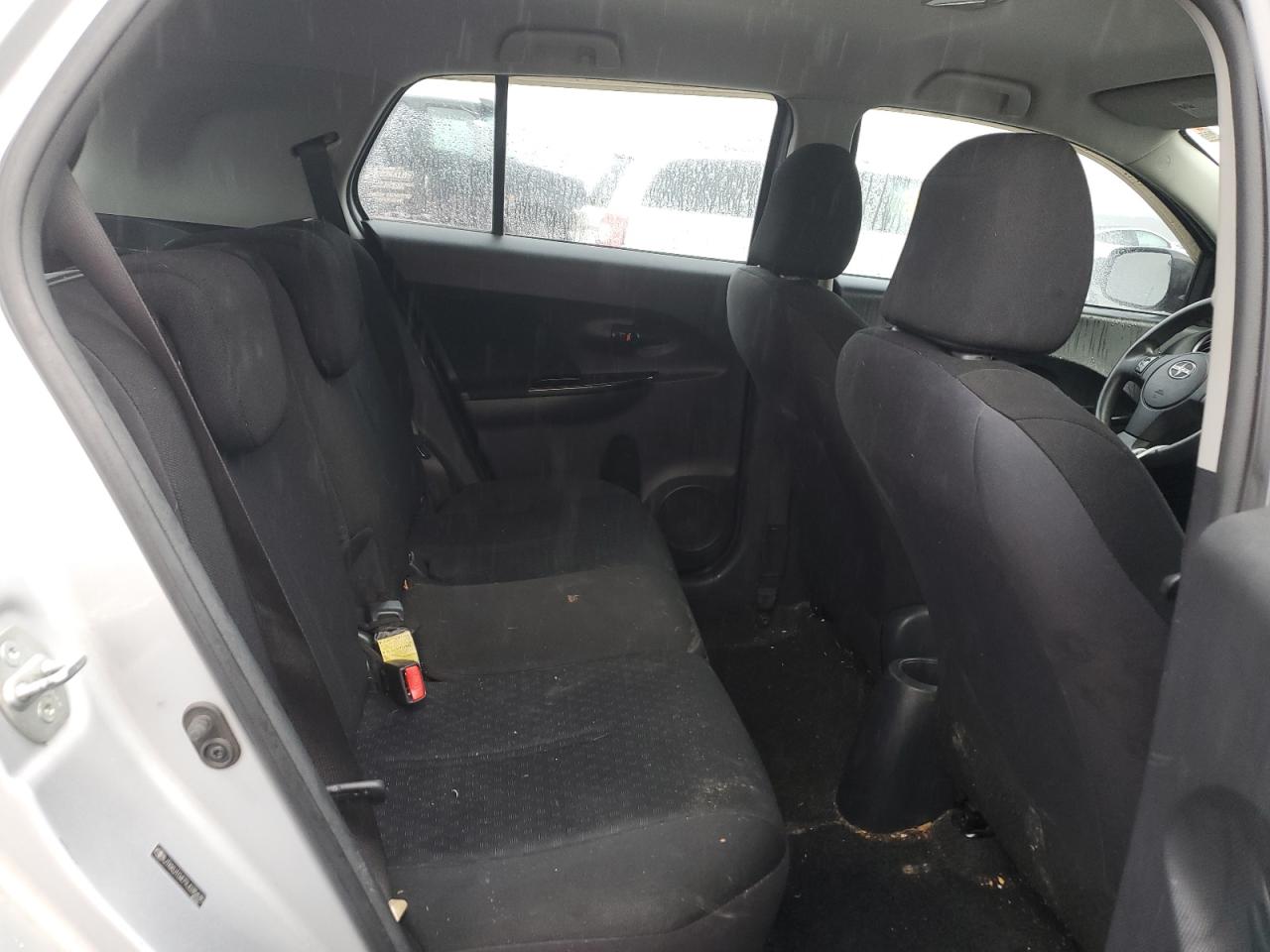 2009 Scion xD - Image 10