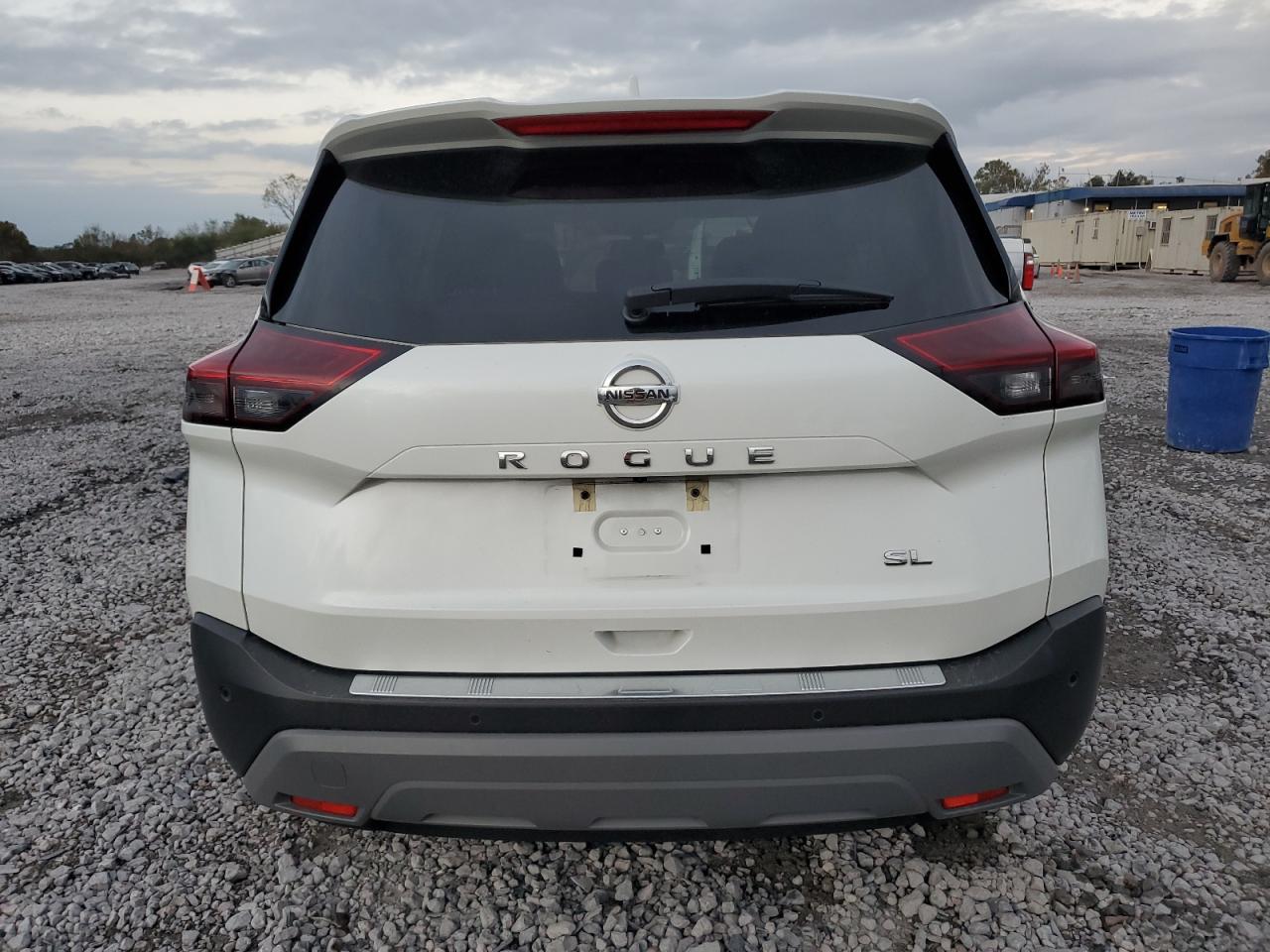 2021 Nissan Rogue - Image 6