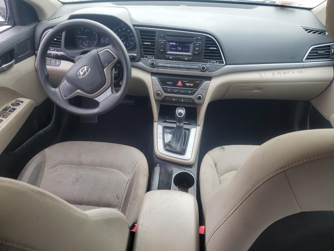 2017 Hyundai Elantra - Image 8
