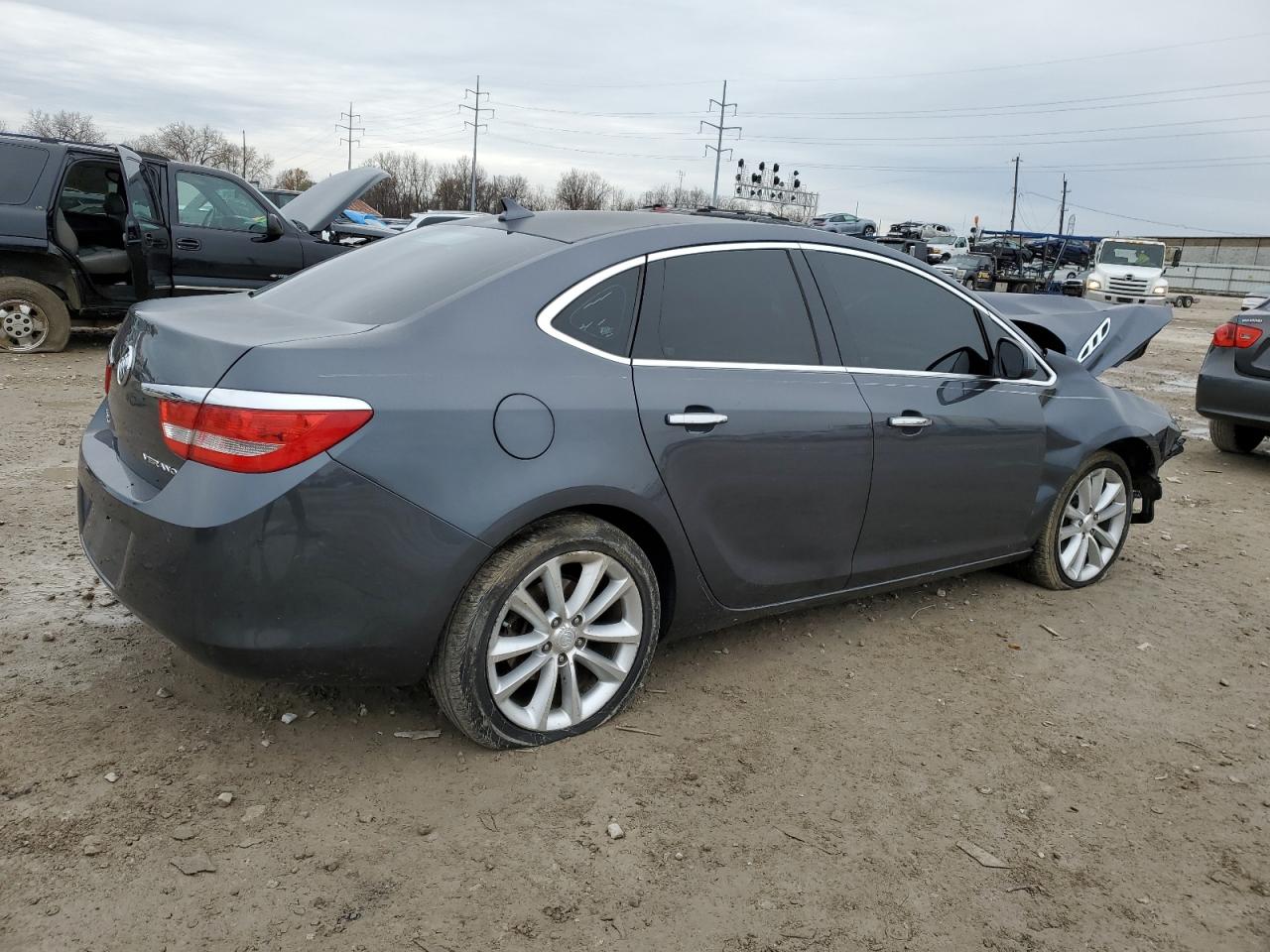 2013 Buick Verano - Image 3