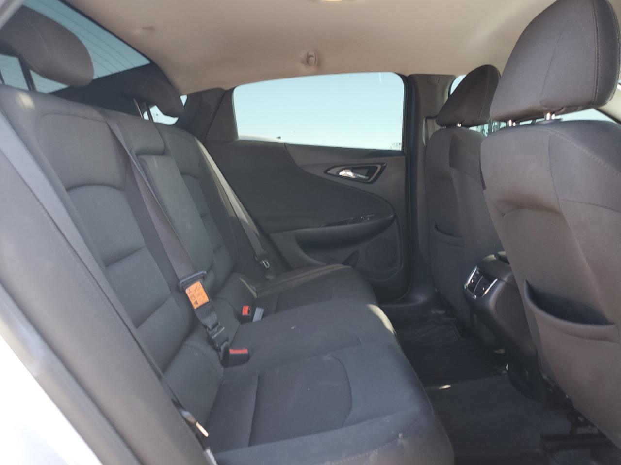 2018 Chevrolet Malibu - Image 10