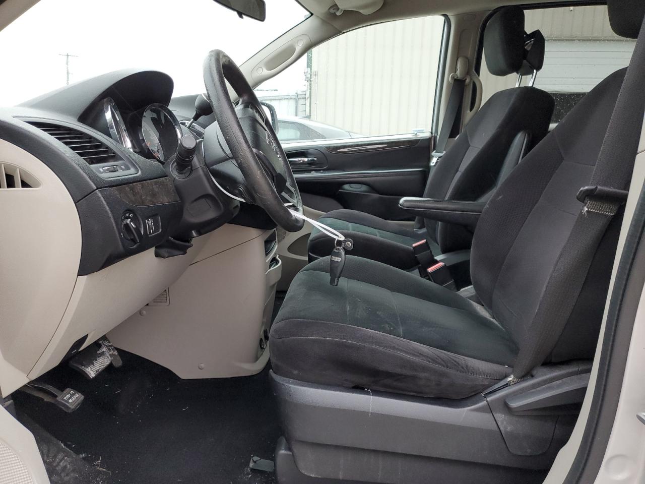 2011 Dodge Caravan - Image 7