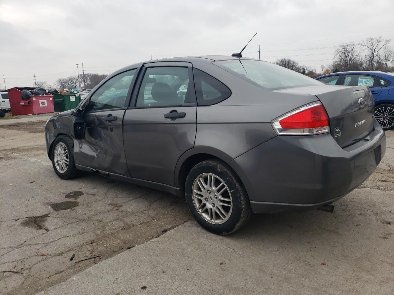 2010 Ford Focus - Image 2