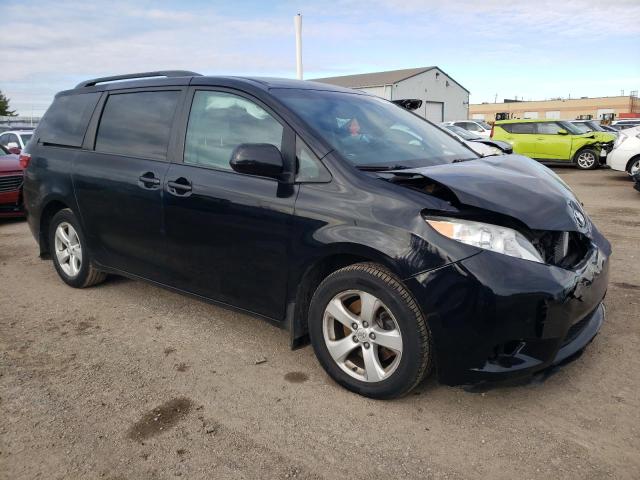 2016 TOYOTA SIENNA LE