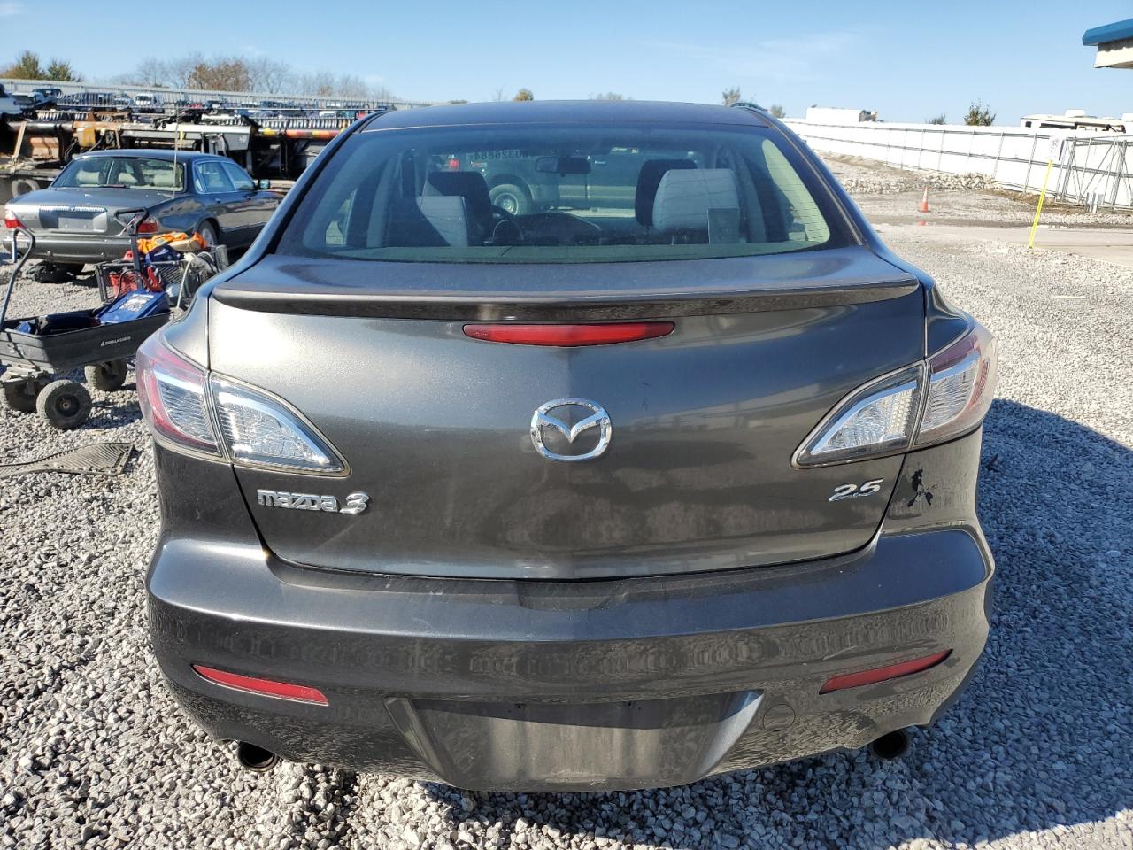 2011 Mazda 3 - Image 6