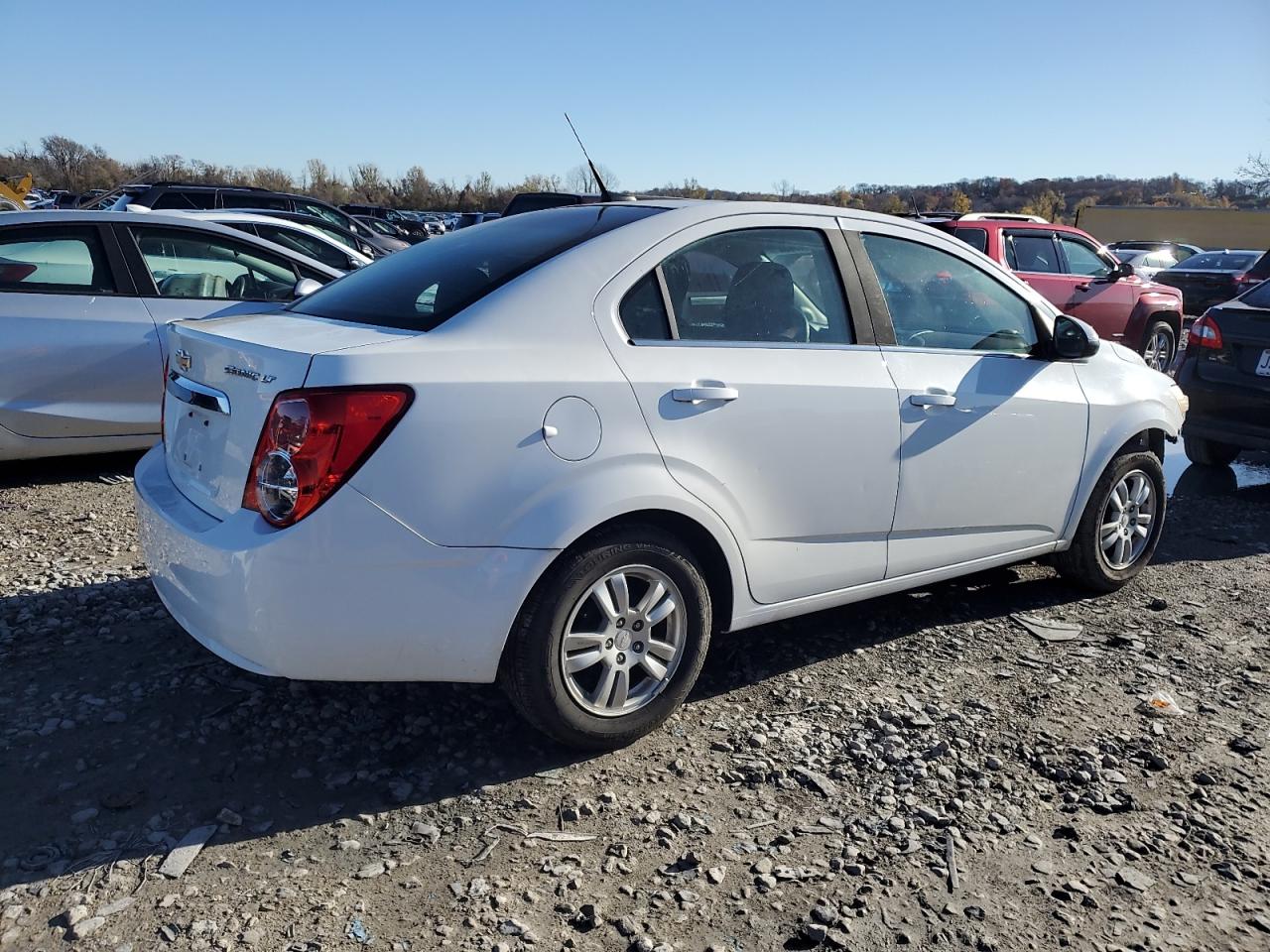 2013 Chevrolet Sonic - Image 3