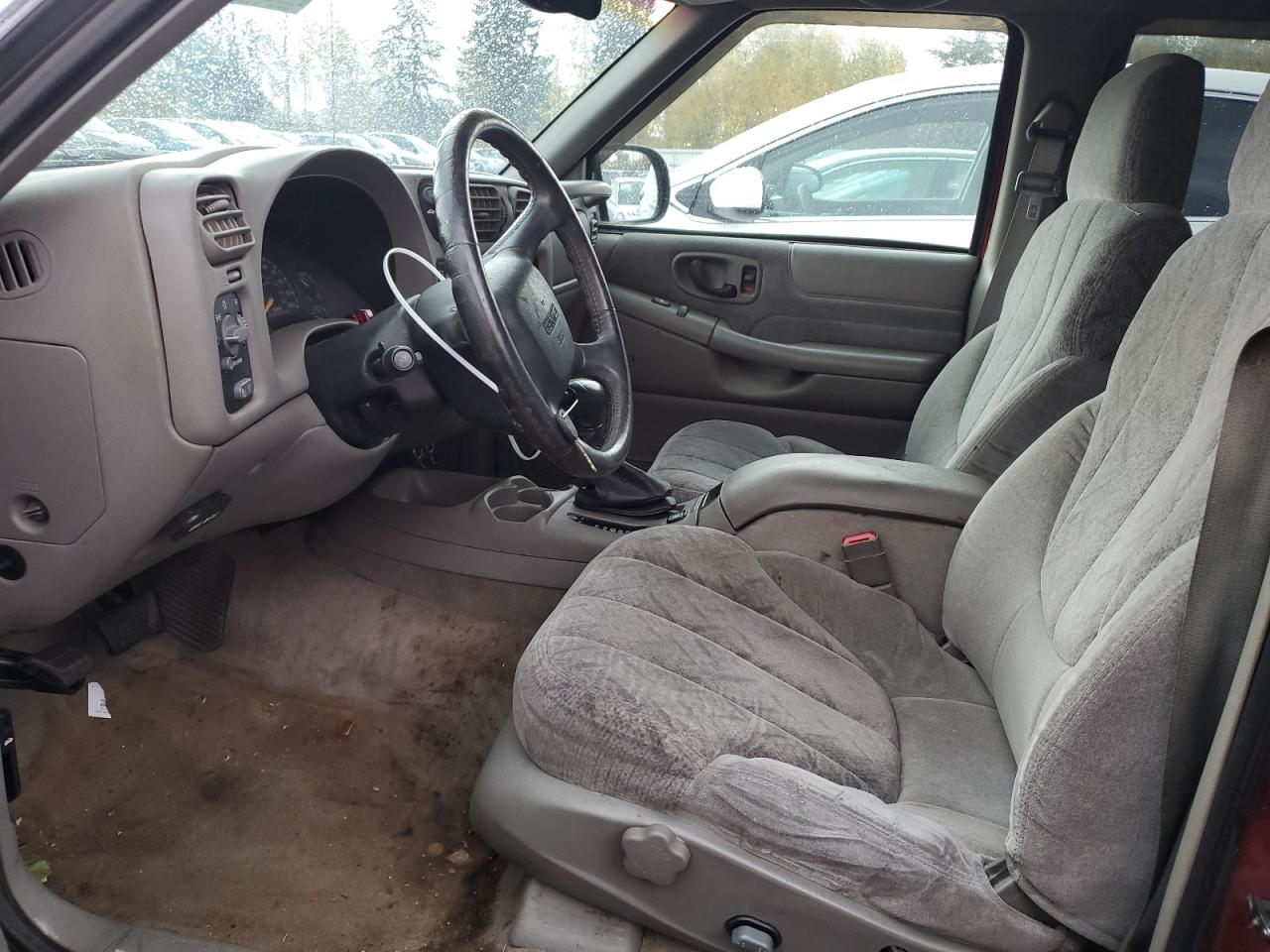 1999 GMC Jimmy - Image 7