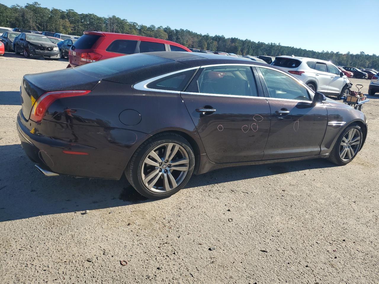 2011 Jaguar XJ - Image 3