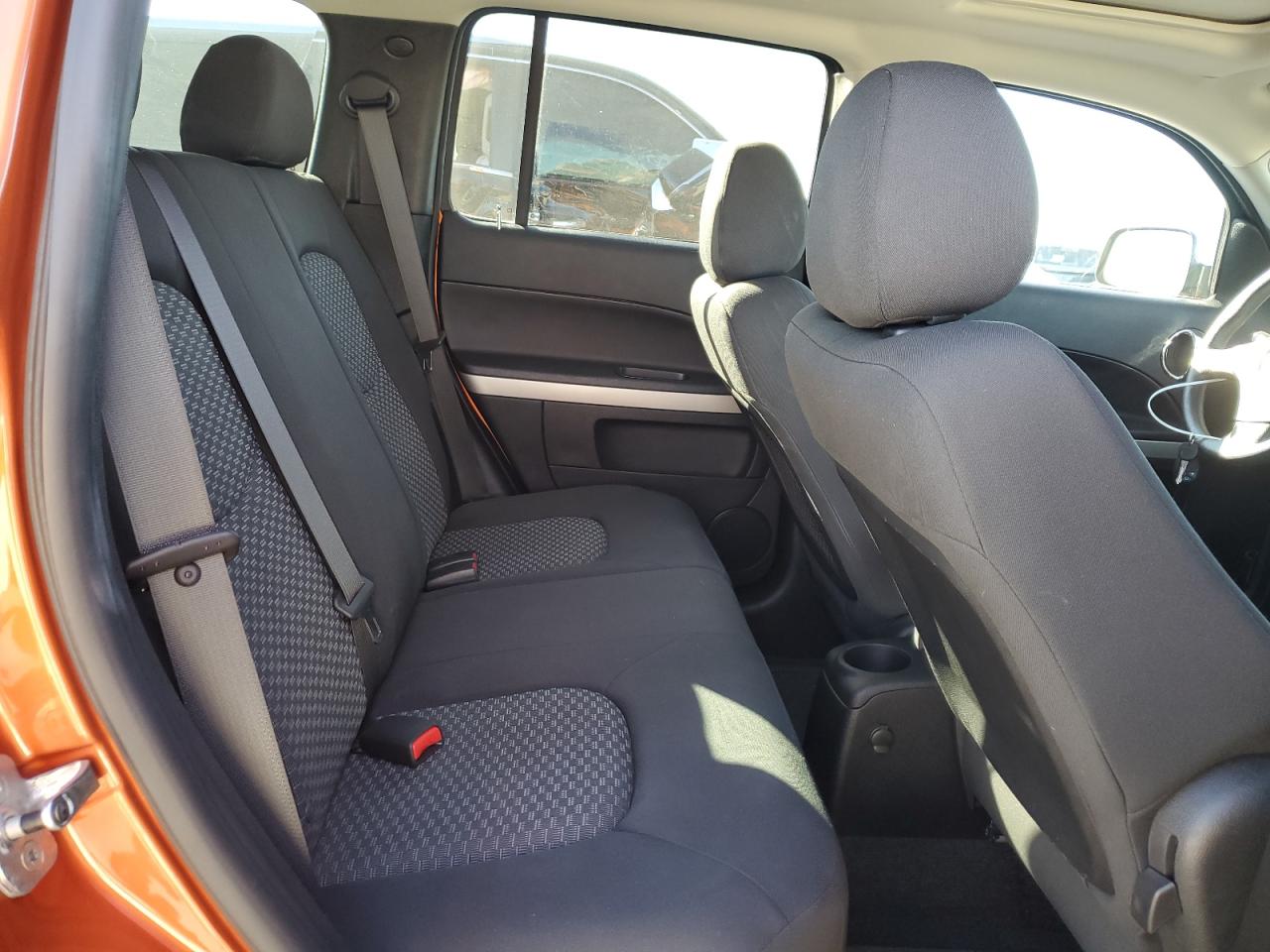 2007 Chevrolet HHR - Image 10