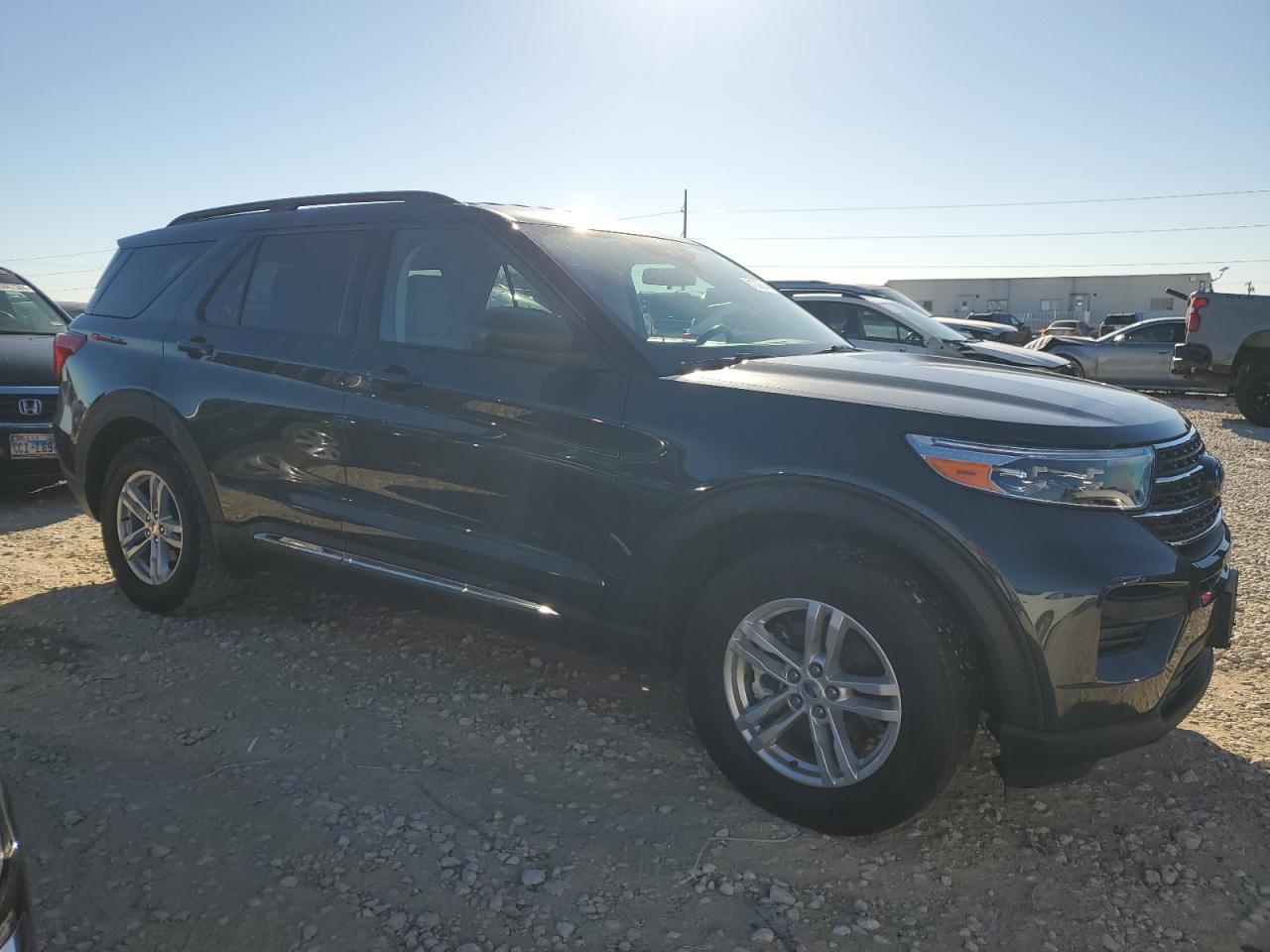 2023 Ford Explorer - Image 4
