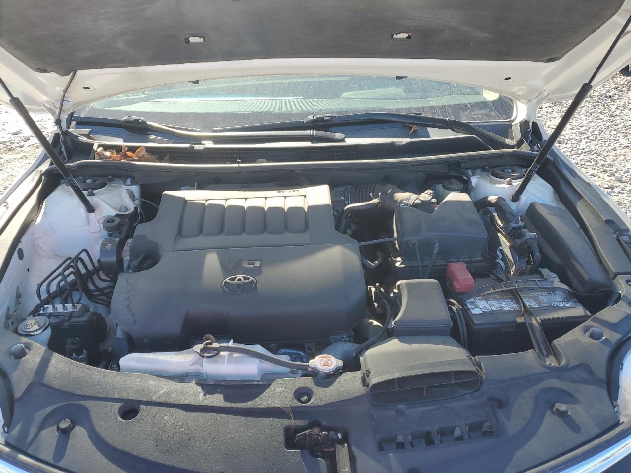 2018 Toyota Avalon - Image 13