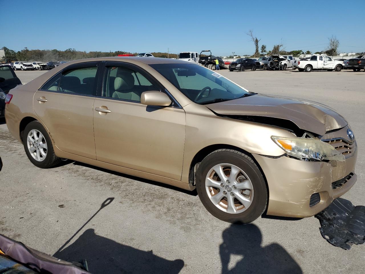 2011 Toyota Camry - Image 4