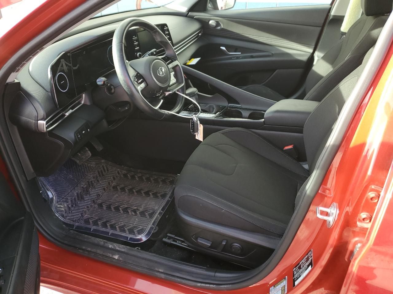 2021 Hyundai Elantra - Image 7