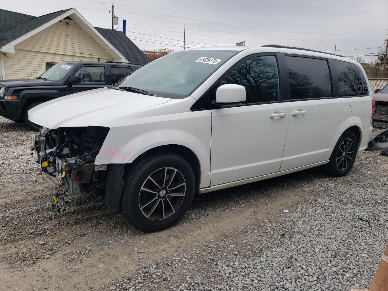 VIN 2C4RDGEG4KR562289 2019 DODGE CARAVAN no.1