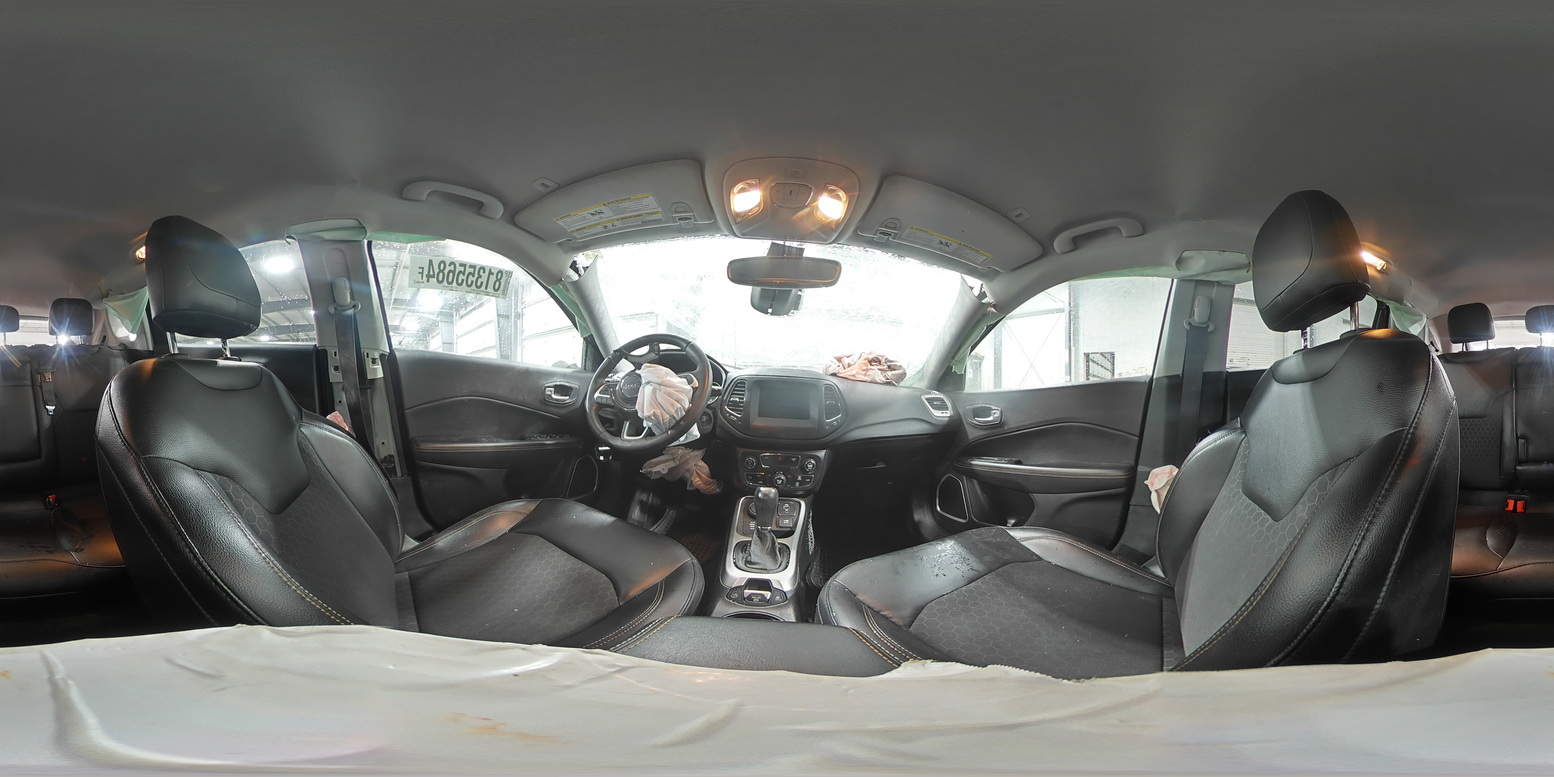 2018 Jeep Compass - Image 15