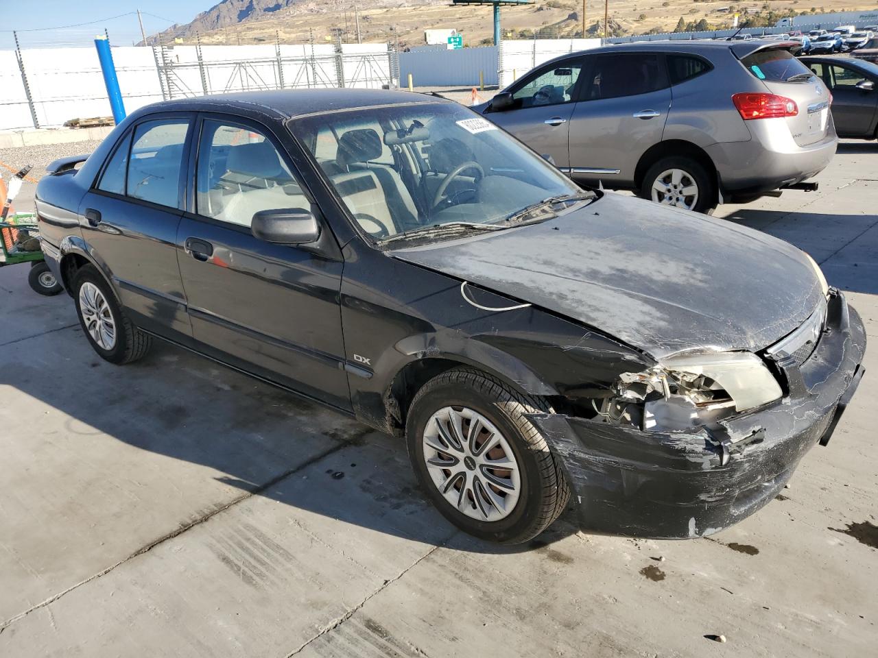 2000 Mazda Protege - Image 4