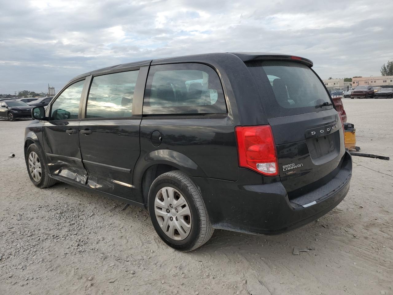 2014 Dodge Caravan - Image 2