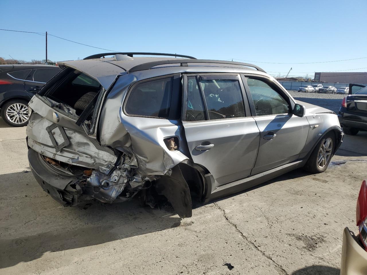 2005 BMW X3 - Image 3