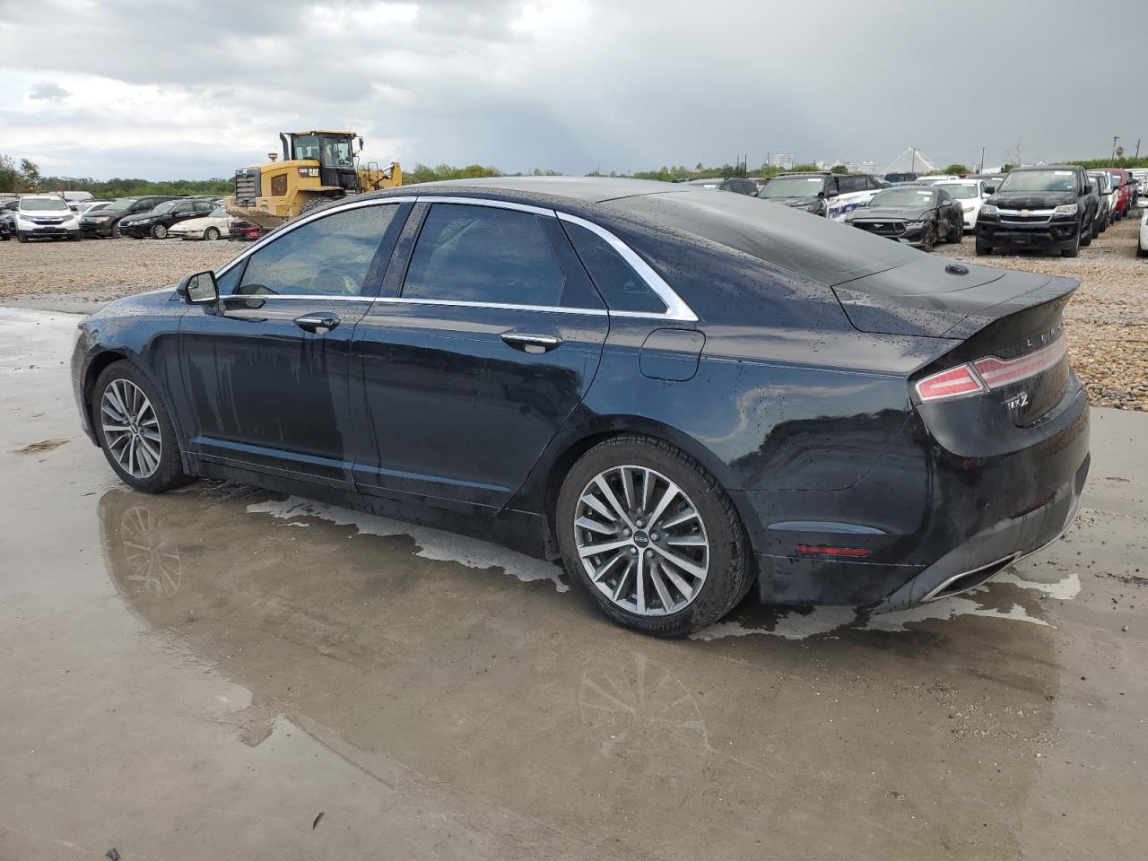 2017 Lincoln MKZ - Image 2