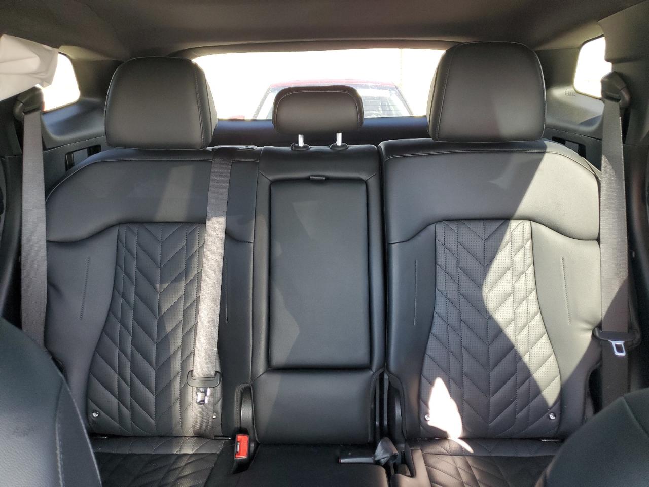 2023 Kia Sportage - Image 10