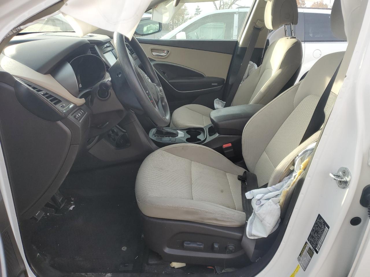 2018 Hyundai Santa Fe - Image 7