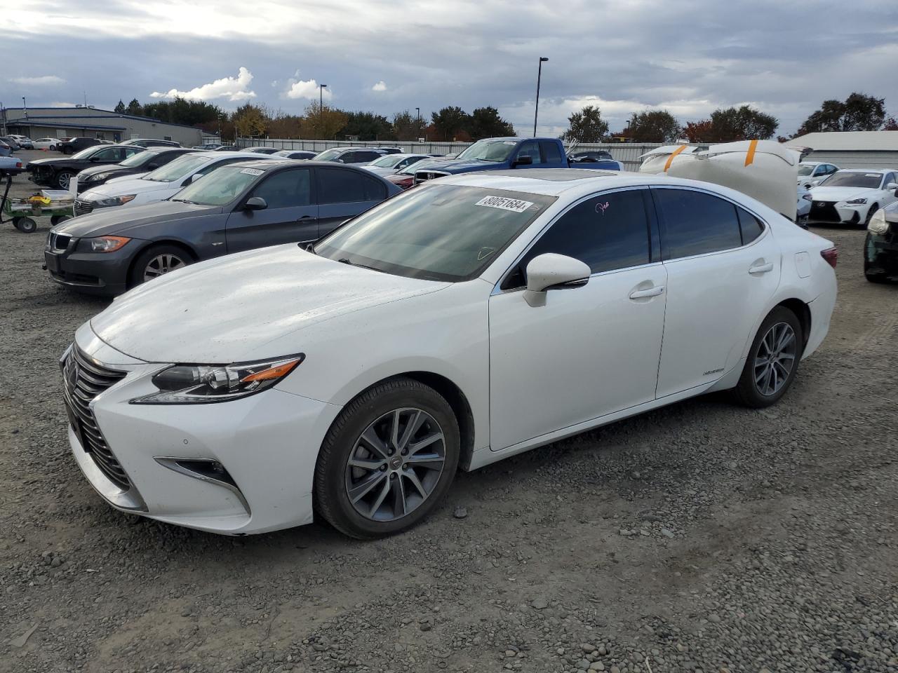 2017 Lexus ES - Image 1