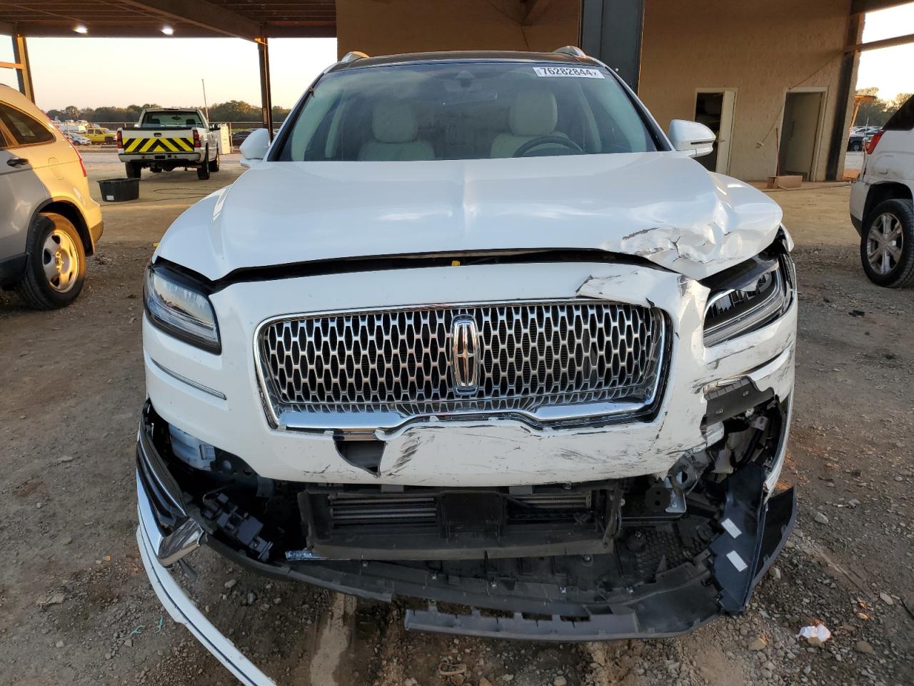 2020 Lincoln Nautilus - Image 5
