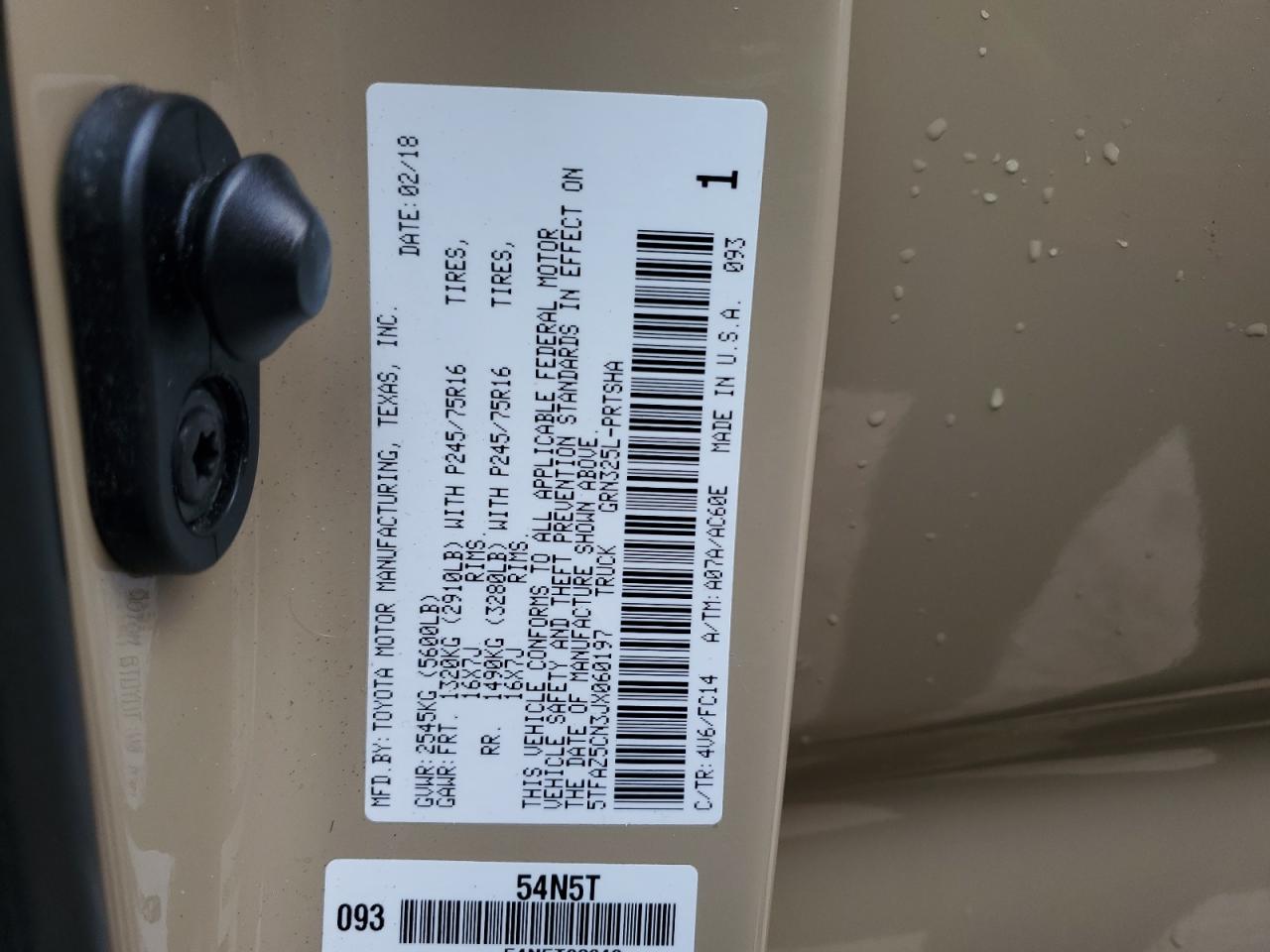 2018 Toyota Tacoma - Image 15