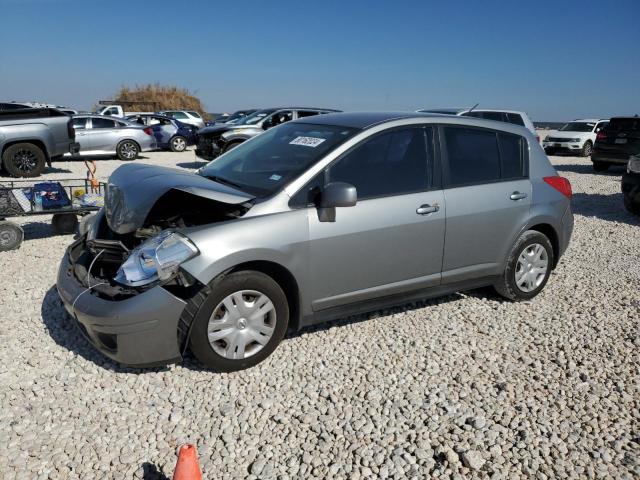 Хетчбеки NISSAN VERSA 2012 Сріблястий