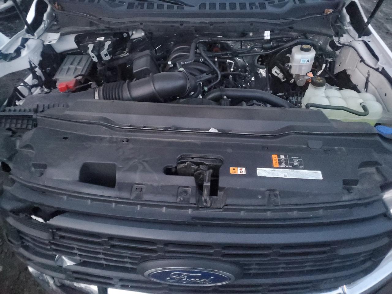 2023 Ford F350 - Image 10