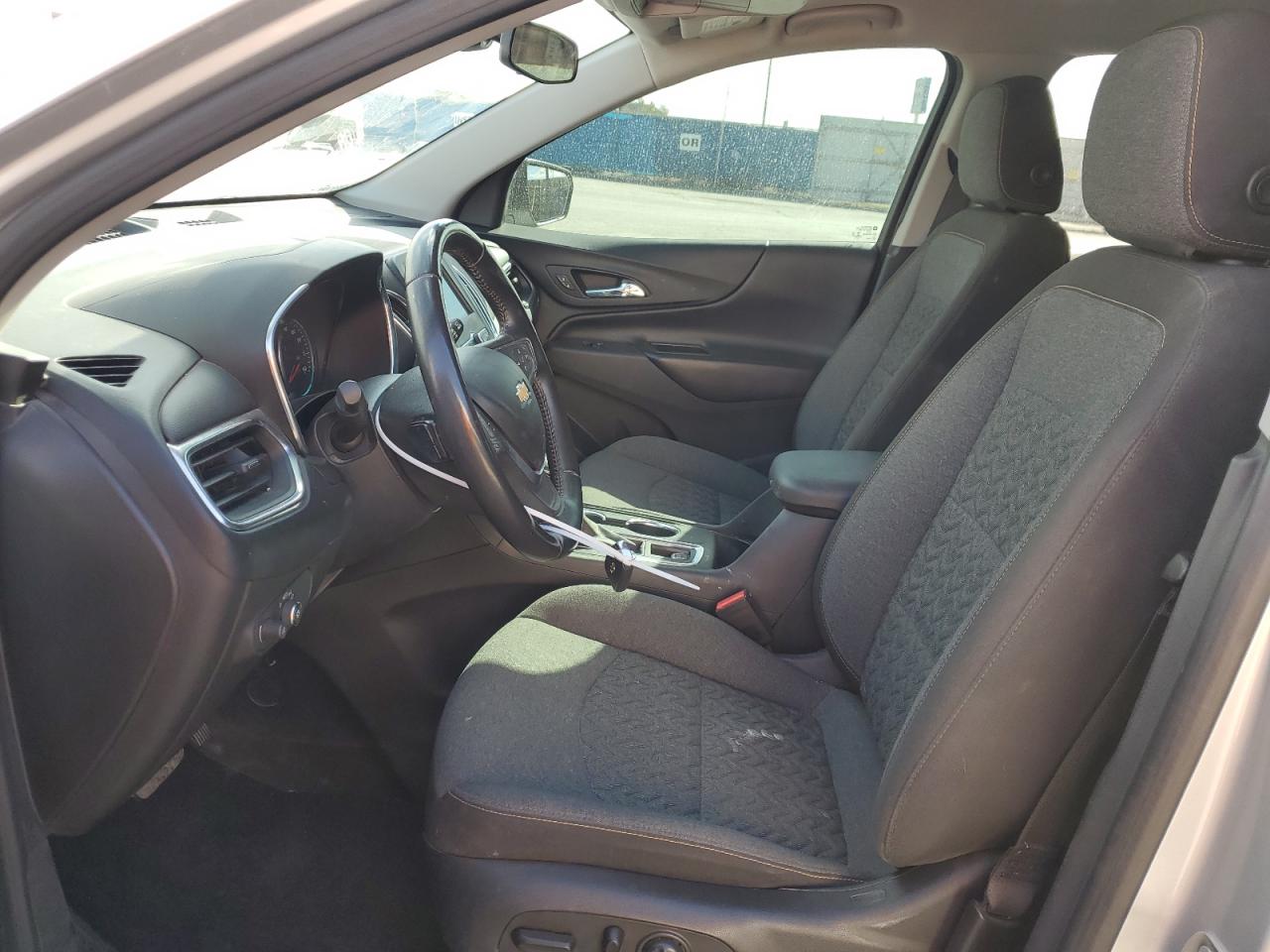2022 Chevrolet Equinox - Image 7