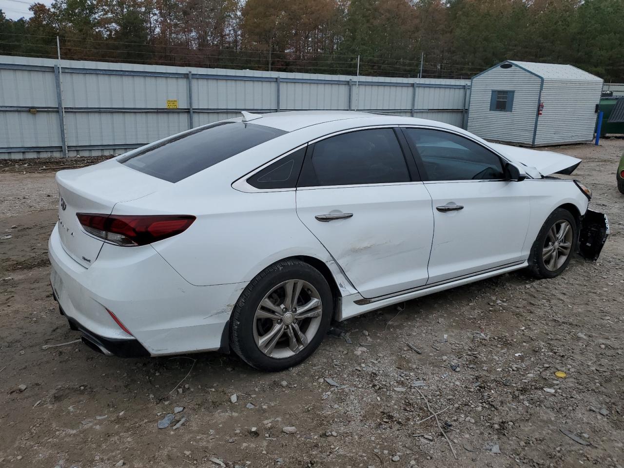 2018 Hyundai Sonata - Image 3