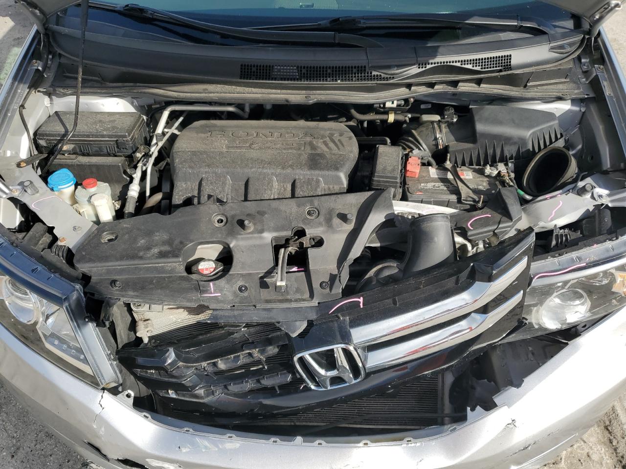 2014 Honda Odyssey - Image 12