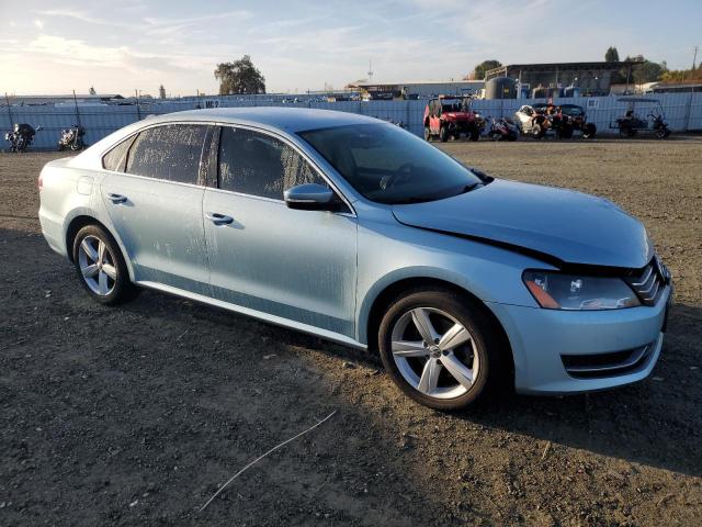  VOLKSWAGEN PASSAT 2013 Синий