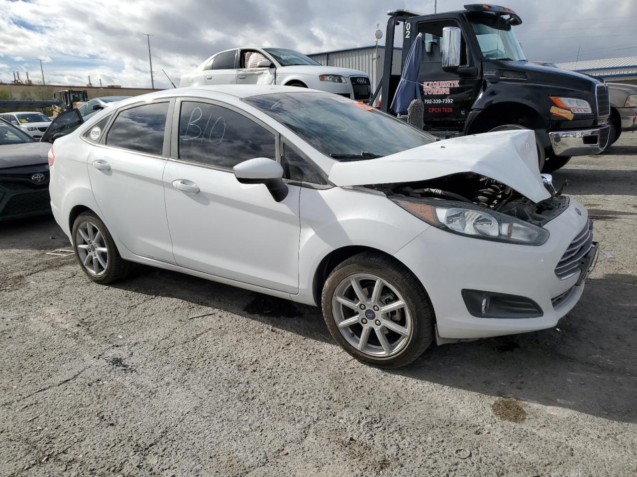 VIN 3FADP4BJXKM137270 2019 FORD FIESTA no.4