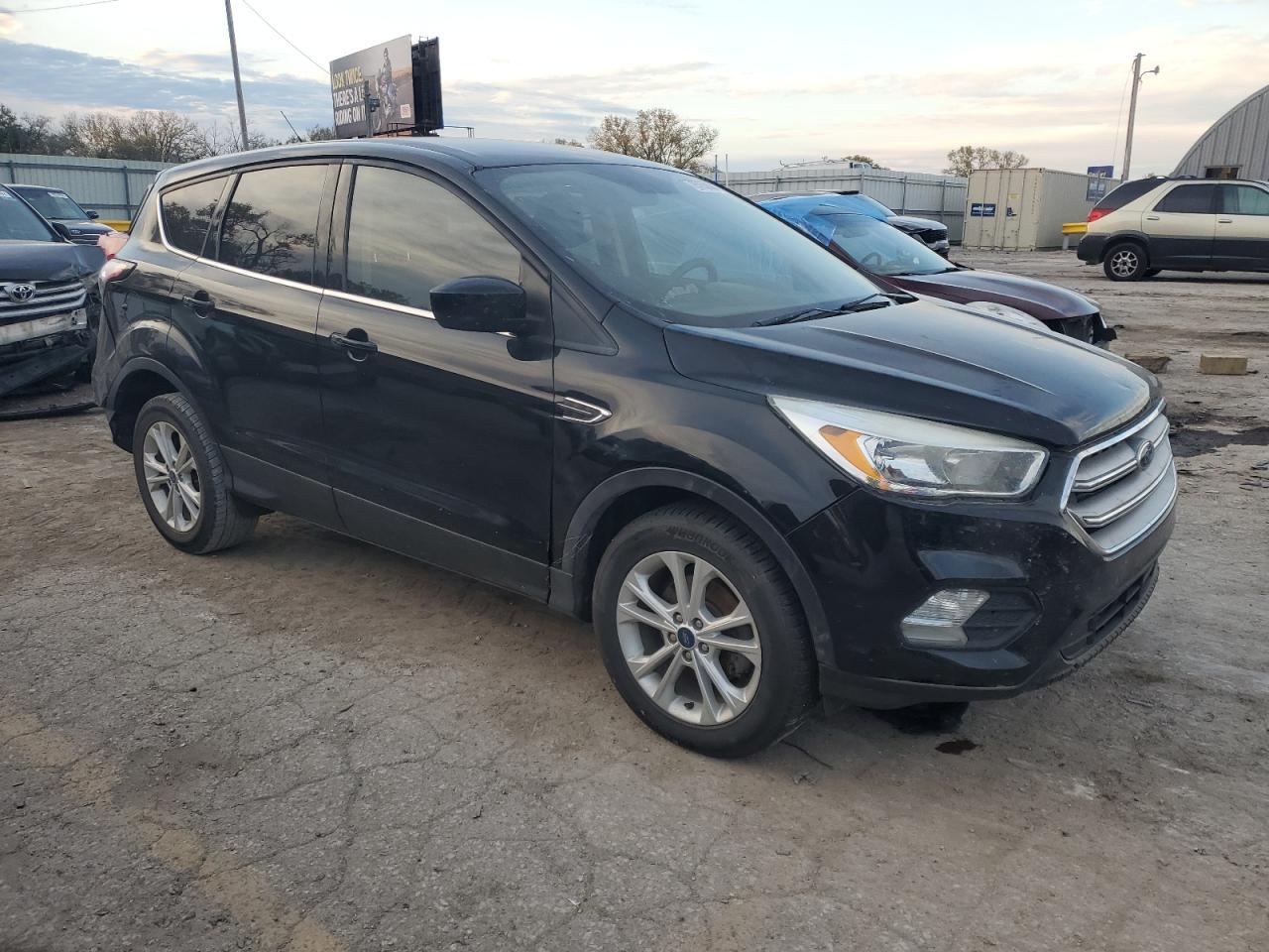 2017 Ford Escape - Image 4