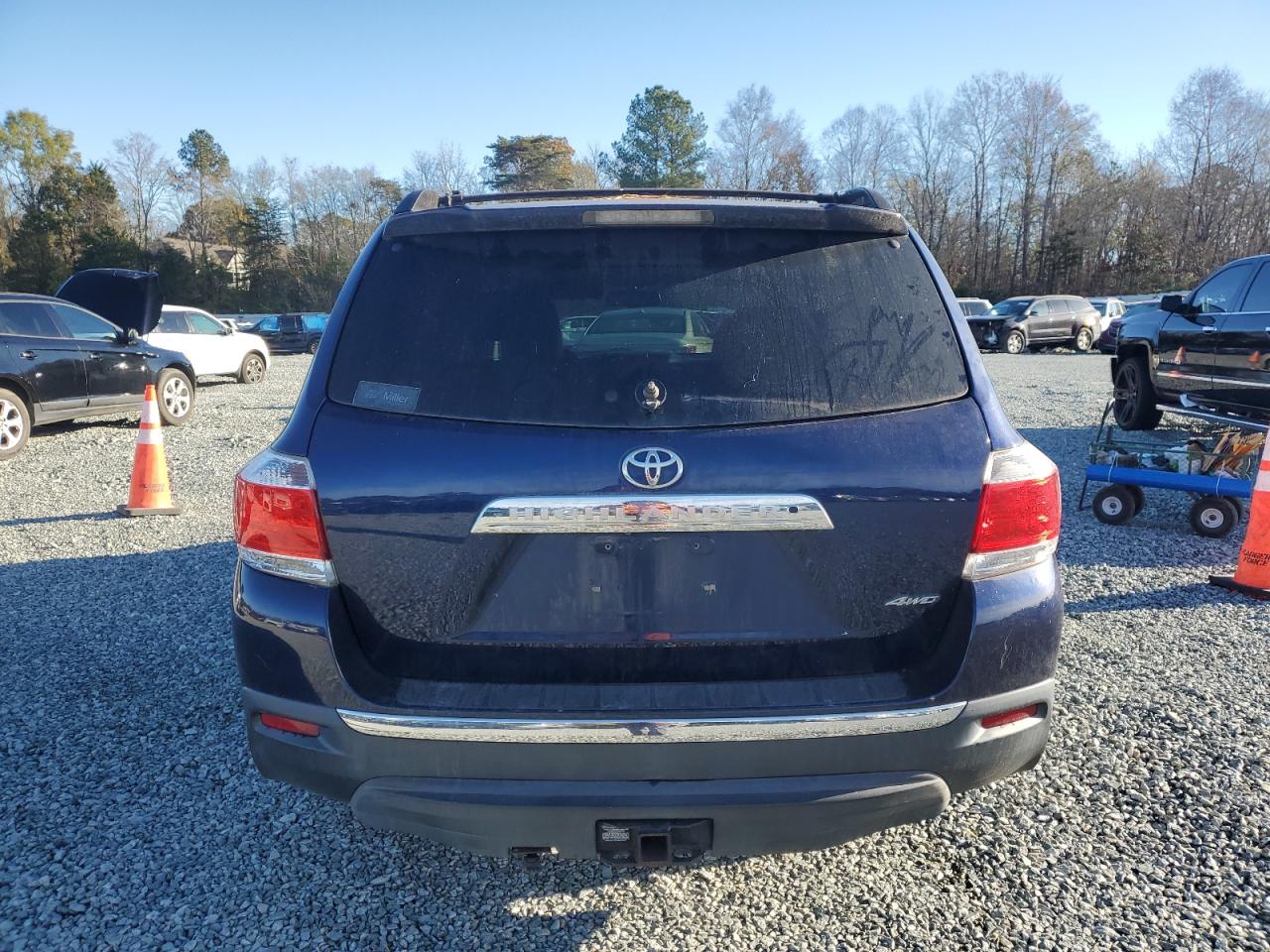 2012 Toyota Highlander Base VIN: 5TDBK3EH0CS148962 Lot: 79859224