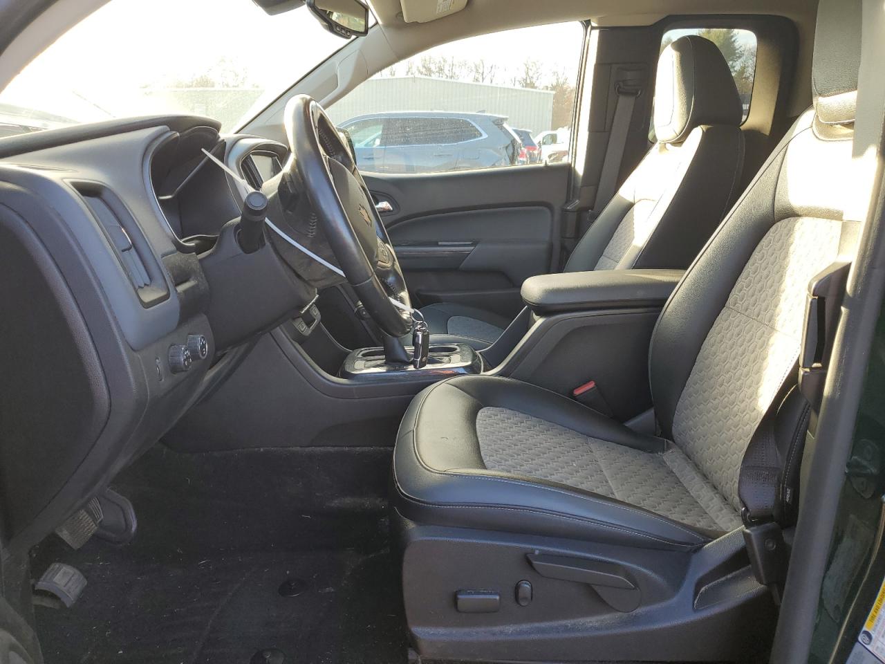 2016 Chevrolet Colorado - Image 7