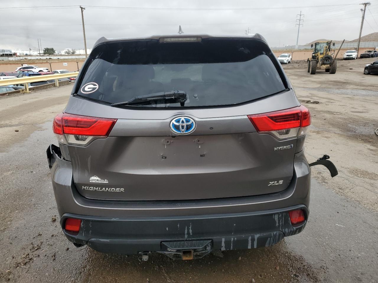 2019 Toyota Highlander - Image 6