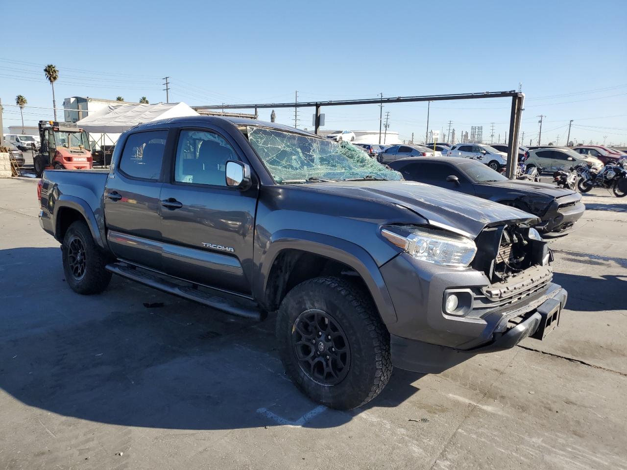 2020 Toyota Tacoma - Image 4