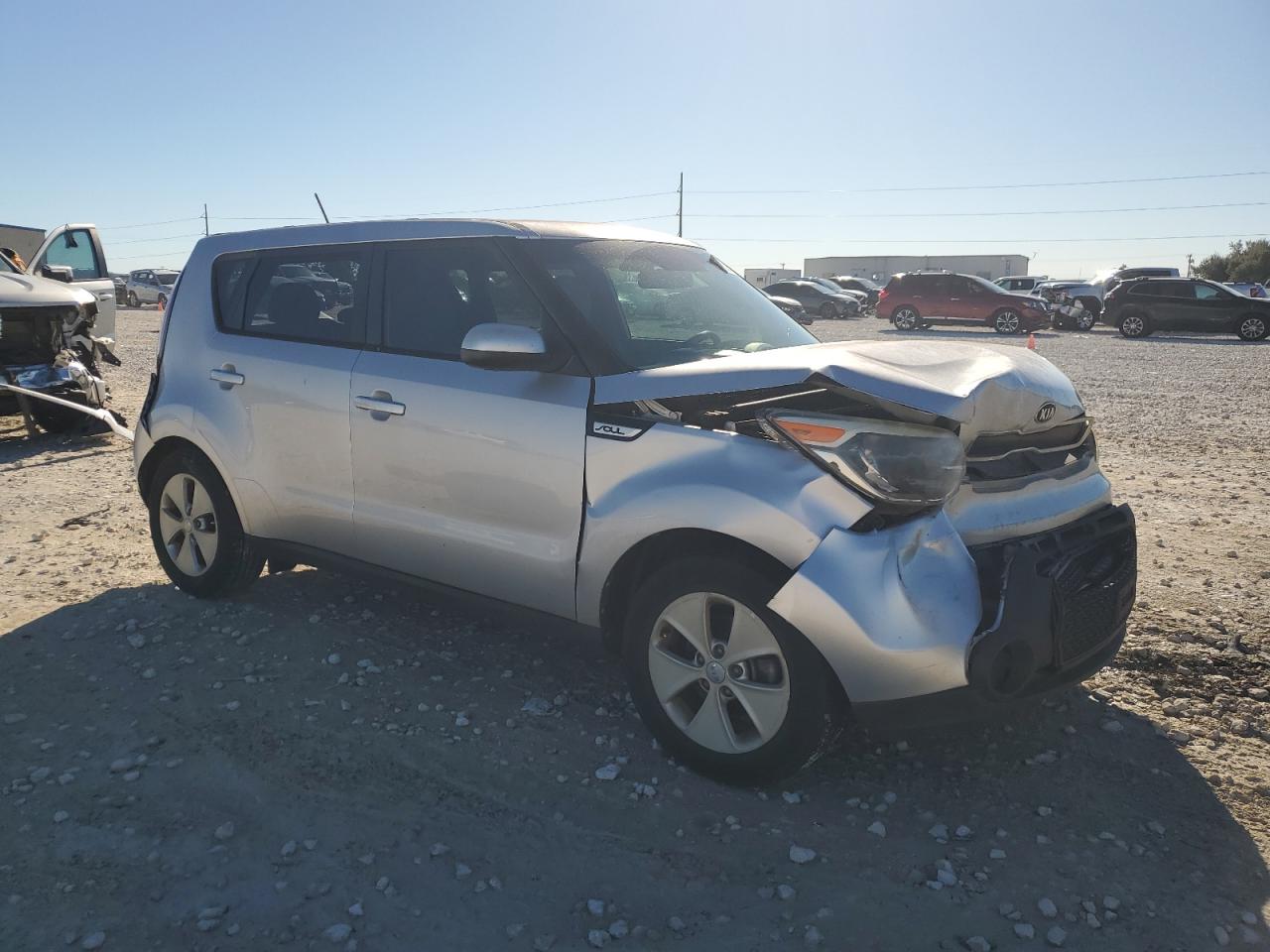 VIN KNDJN2A22F7753255 2015 KIA SOUL no.4